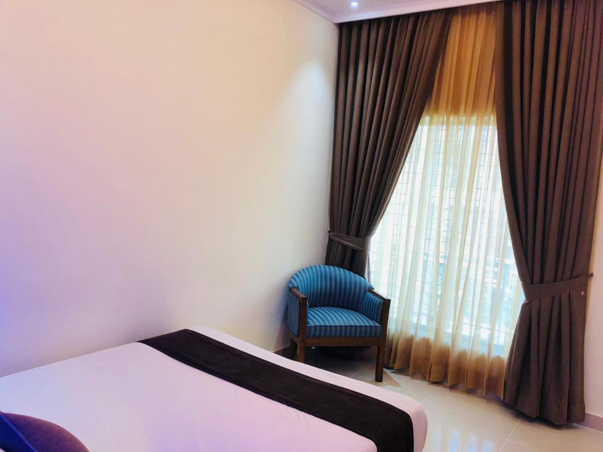 Uni Resort Cox's Bazar Bagian luar foto