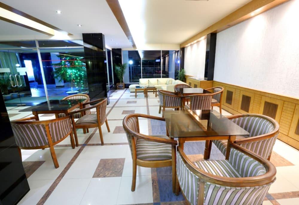Uni Resort Cox's Bazar Bagian luar foto
