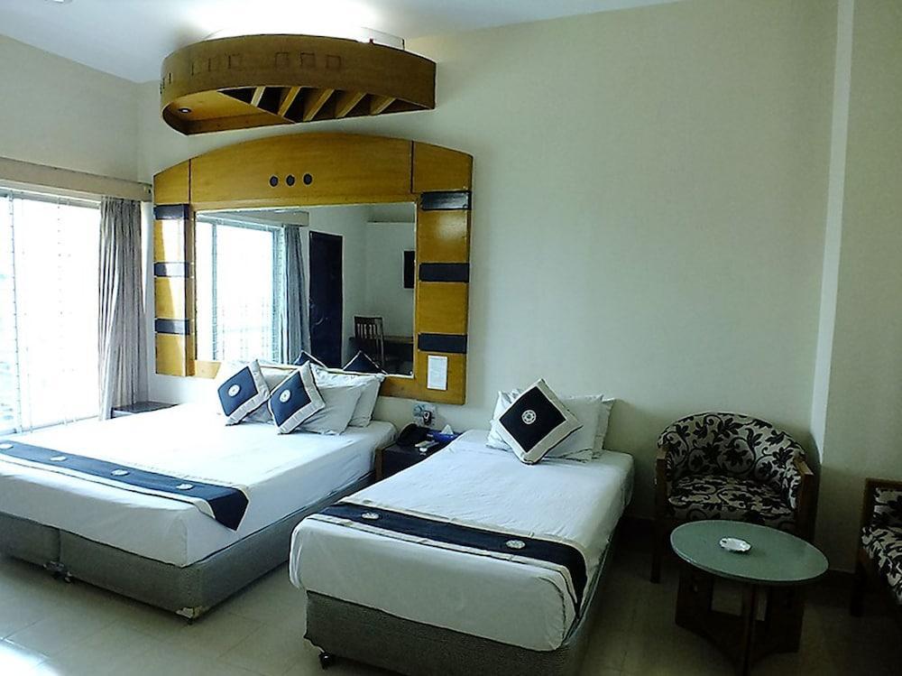 Uni Resort Cox's Bazar Bagian luar foto