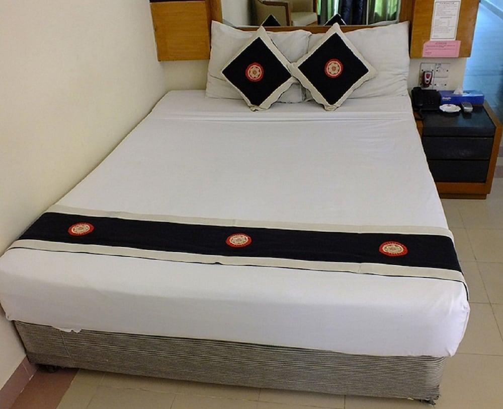 Uni Resort Cox's Bazar Bagian luar foto