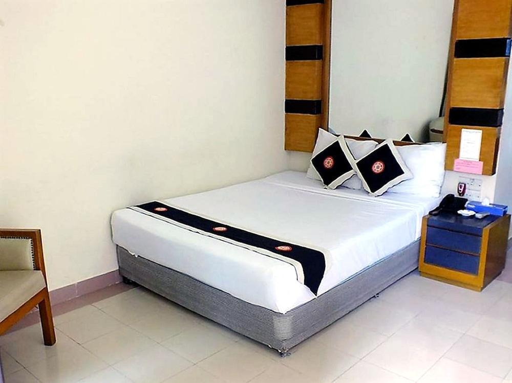 Uni Resort Cox's Bazar Bagian luar foto