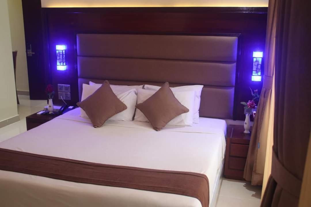 Uni Resort Cox's Bazar Bagian luar foto